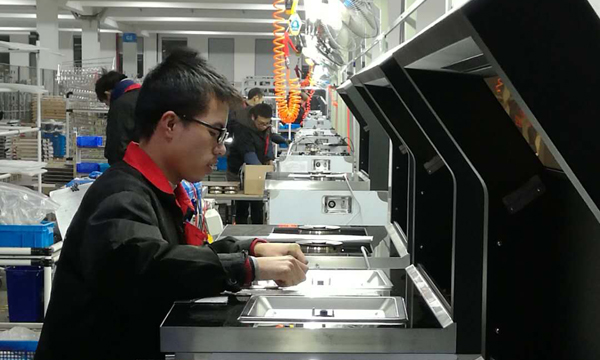 12月，上派集成灶冬日发货不停！