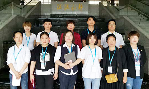 热烈欢迎全国各地8大城市经销商团队到访上派考察学习！