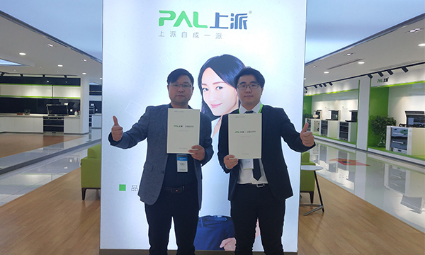 品牌与实力共存，上派集成灶再掀签约热潮！