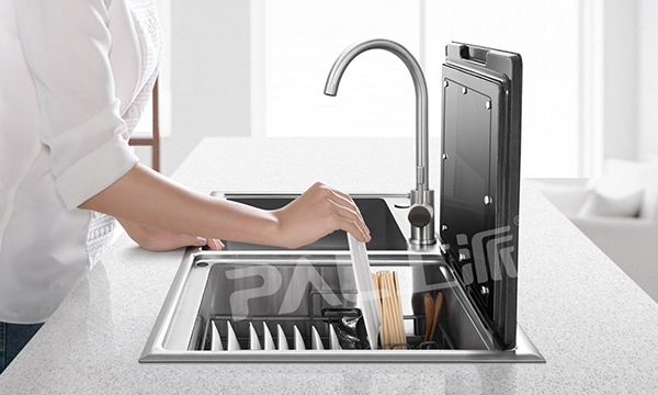 饭后谁洗碗问题终于要解决了！上派水槽洗碗机解放您的双手！