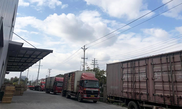 上派集成灶仓库声援！新品刚上市生产线就告急？