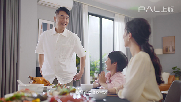 披荆斩棘的料理先生陈小春