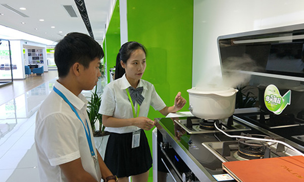 相信品质的力量——上派集成灶签约江西石城